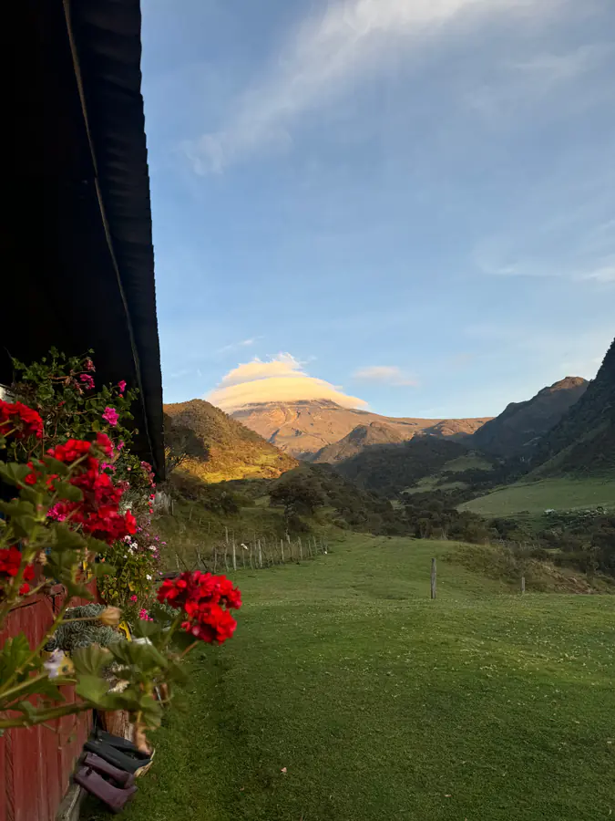 Paisaje de montaña en una experiencia Kora